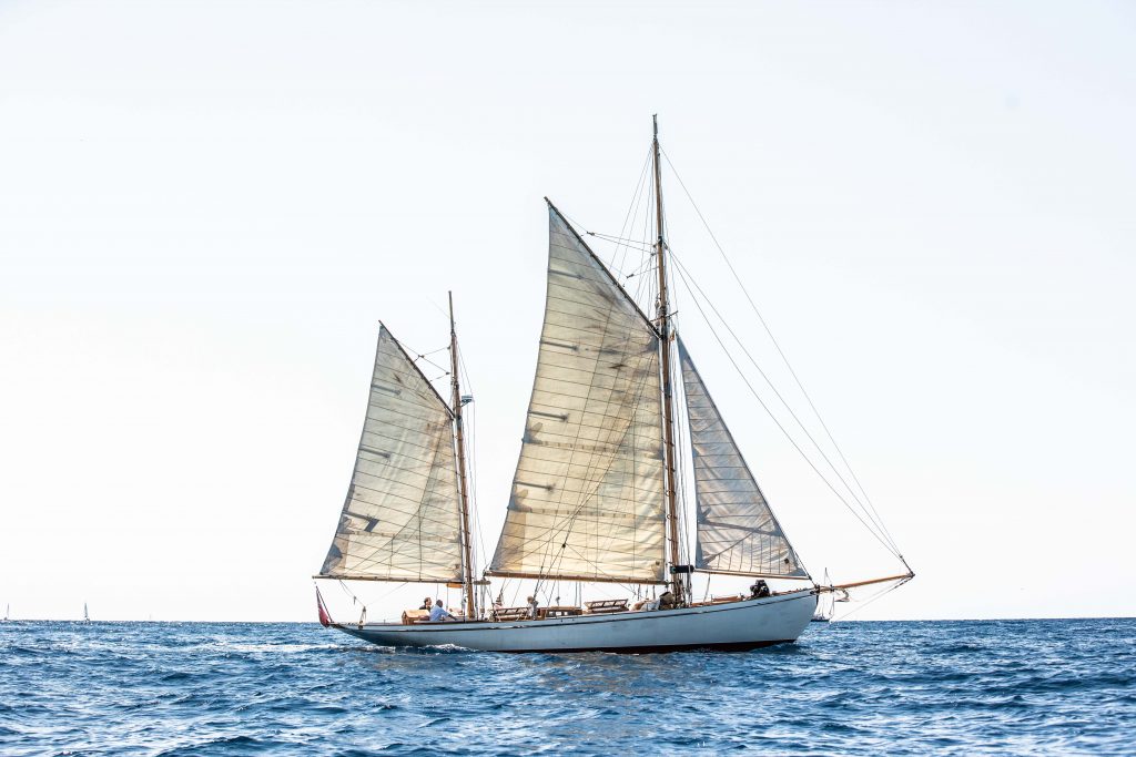 Sail-a-classic-boat-mallorca