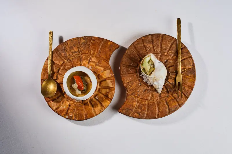 Seasonal fine dining dish served at Zaranda restaurant in Palma, Mallorca, showcasing Michelin-level contemporary cuisine.